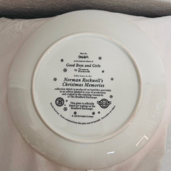 2004 Bradford Exchange Norman Rockwell "Good Boys and Girls" Christmas Plate - Picture 5 of 8